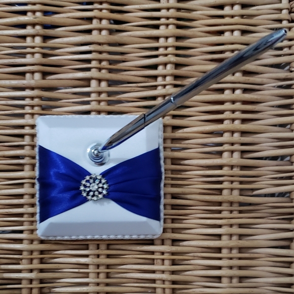 NWOT- Elegant White and Blue Pen Holder with Rhinestone Accent - Picture 5 of 5